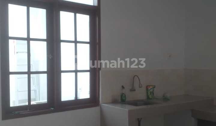 For rent: nice 1-floor Cempaka Putih house, unfurnished 2