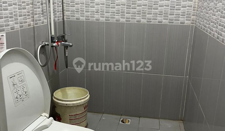MURAH !! DIJUAL RUMAH KELAPA GADING DALAM KOMPLEK 2 LANTAI 2
