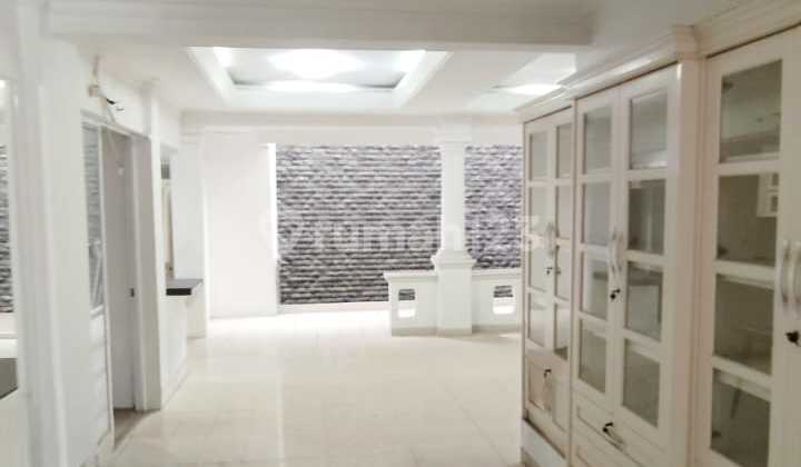 MURAH !! DISEWAKAN RUMAH VILLA PERMATA GADING SIAP HUNI 2LANTAI 2