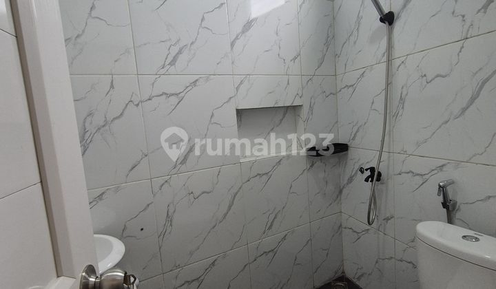 For Quick Sale: New 32-Room Boarding House Building in Bekasi 2