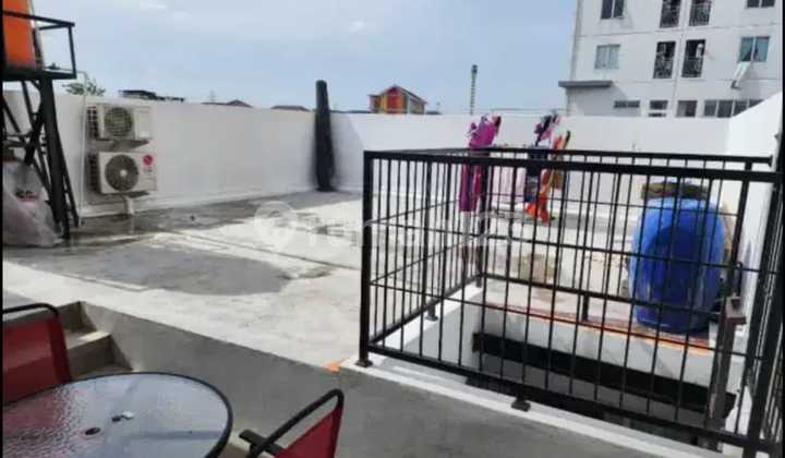 MURAH !! Dijual rumah rapih 3 lantai cipinang siap huni  2