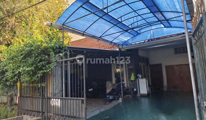Dijual Rumah Dengan Lahan Luas Di Cawang 1
