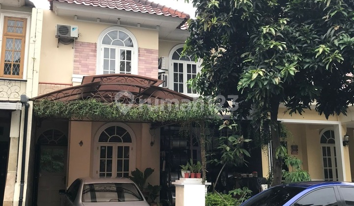MURAH !! DIJUAL RUMAH KAYU PUTIH 2 LANTAI SIAP HUNI!! MURAH !!!