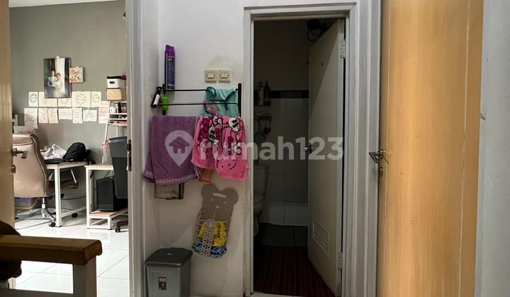 FOR SALEMINIMALIST HOUSE IN GADING GRIYA READY TO OCCUPY 2 FLOORS FOR SALEMINIMALIST HOUSE IN GADING GRIYA READY TO OCCUPY 2 FLOORS