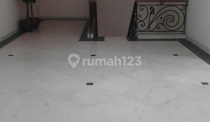 DIJUAL !! Rumah Kemang Bagus Asri Nyaman 2 lantai kosongan 2