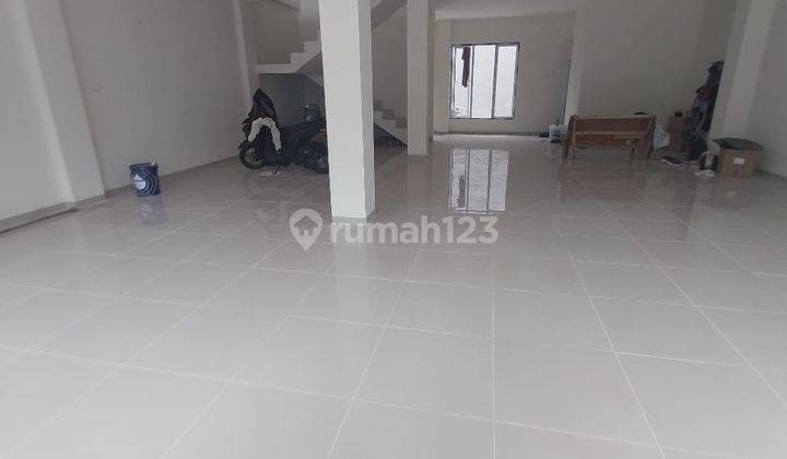 Disewakan Ruko Brand New Cempaka Putih 2