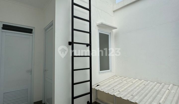 Dijual Rumah Baru Kelapa Gading 3,5 lantai kosongan dalam komplek 2