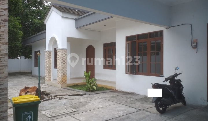 For rent: nice 1-floor Cempaka Putih house, unfurnished For rent: nice 1-floor Cempaka Putih house, unfurnished