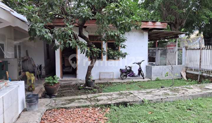 Murah!! Dijual Rumah untuk Dibangun Lagi