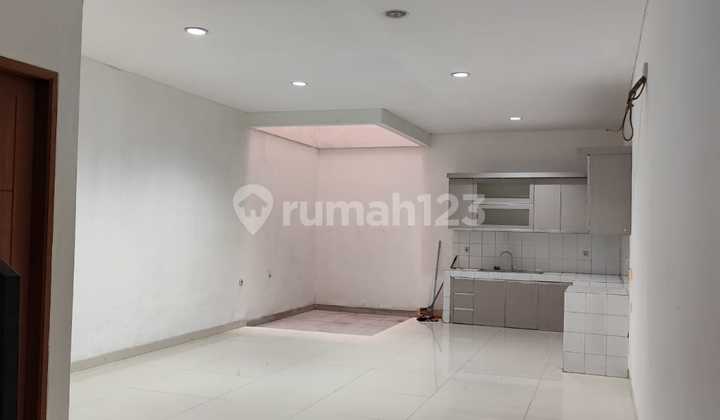 Cheap!!! House for Rent in Kelapa Puan