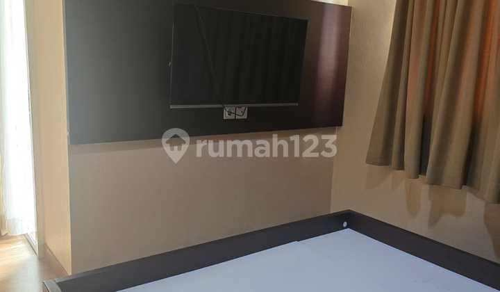 MURAH !! Disewakan Unit Apt. Medit Lagoon Kemayoran semifurnish