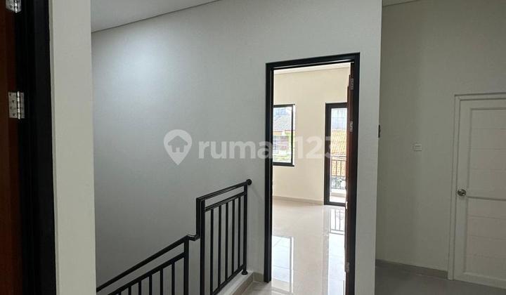 Murah!!! Dijual Rumah Cantik Brand New Minimalis di Duri Kosambi 2