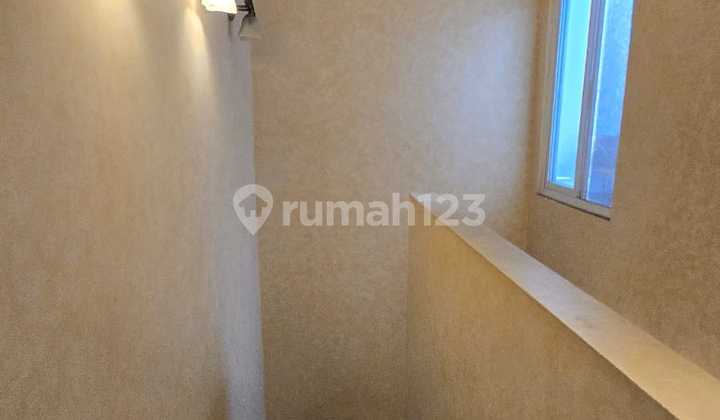 DIJUAL RUMAH KELAPA GADING 2 LANTAI BAGUS DAN RAPIH SIAP HUNI 2
