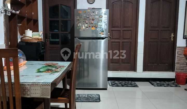 MURAH !! Dijual Kramat luas bagus 2 lantai siap huni 2