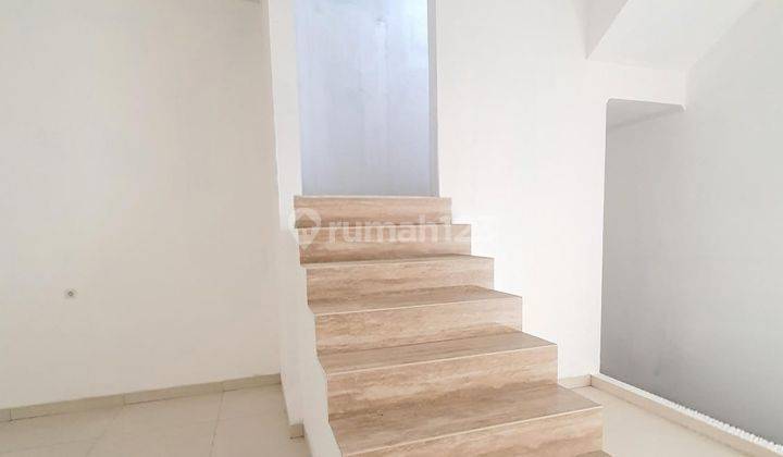 DIJUAL RUMAH BRAND NEW !! CEMPAKA PUTIH KOSONGAN 2,5 LANTAI  2