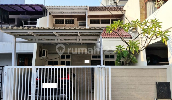 MURAH !! Dijual rumah Kelapa Puan 2 lantai siap huni dekat MKG