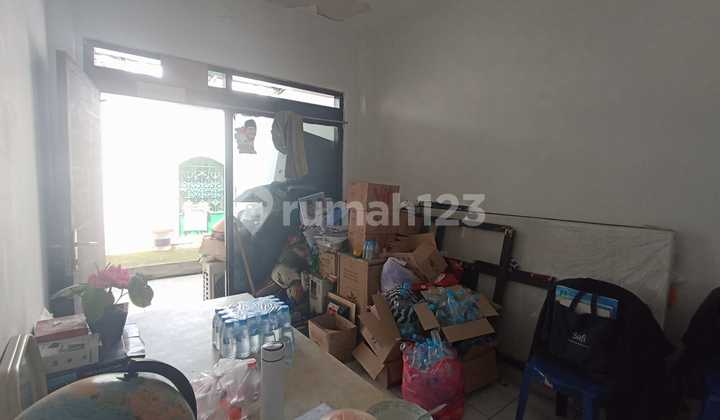 Rumah Luas (242m²) Siap Huni di Lokasi Strategis Jl. Setia Budi, Gilingan, Banjarsari Juga di jual 2