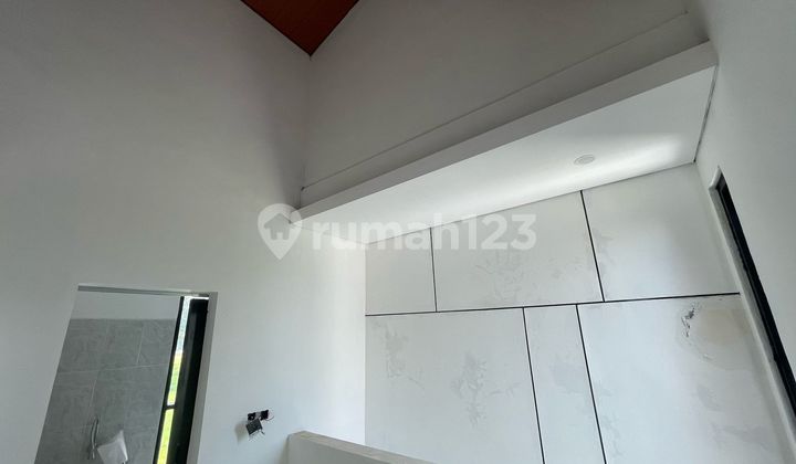 Rumah Modern 2 Lantai di Villa Edelweis, Pucangan Kartasura 2