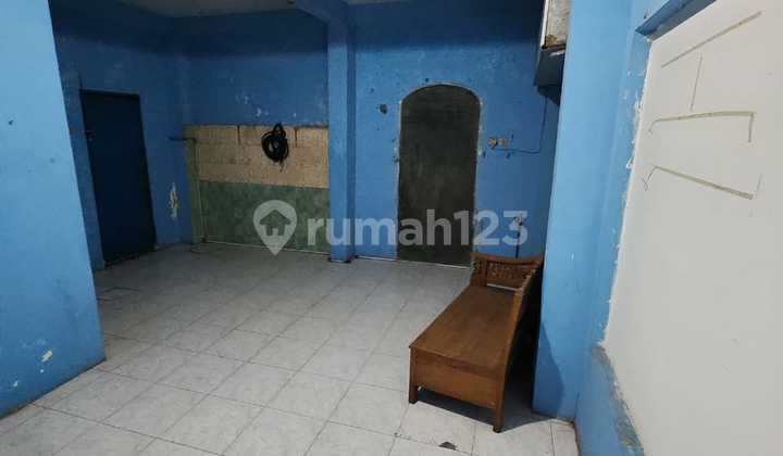 Affordable 2-Story Shop House on Solo-Boyolali Main Road, Banyudono 2