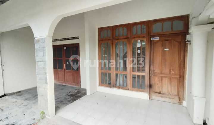 Dijual Rumah Murah Luas 150 M² di Perumahan Madu Asri Colomadu 2