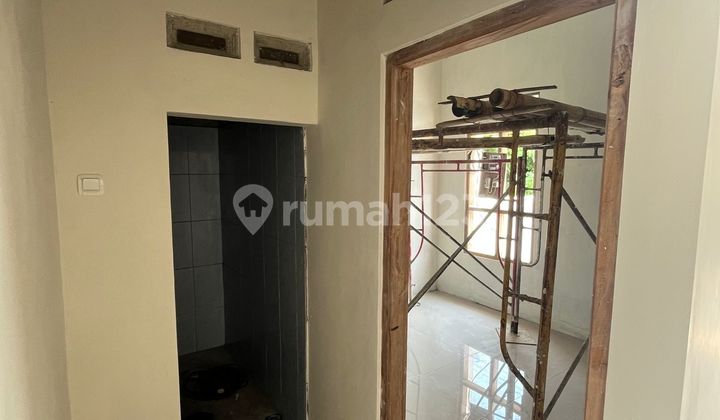 Dijual Rumah Modern Estetik 3 Kamar Tidur di Tasikmadu Karanganyar 2