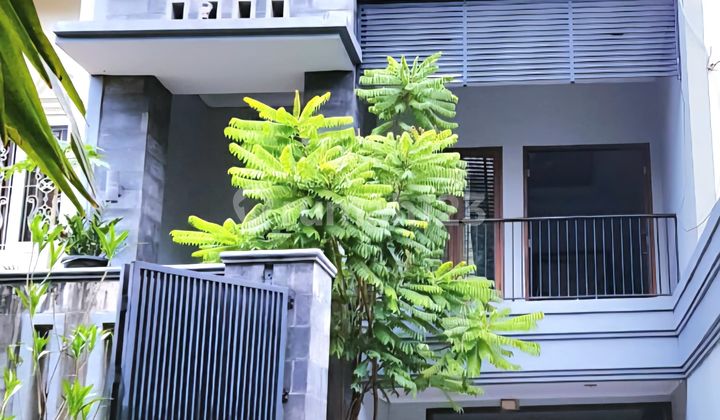 dijual cepat Rumah Bagus hitung harga tanah Semi Furnished gading kusuma kelapa gading 1