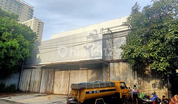 Dijual Tanah / Gudang Tua Ex Showroom Di Gunung Sahari Jakpus Dijual Tanah / Gudang Tua Ex Showroom Di Gunung Sahari Jakpus