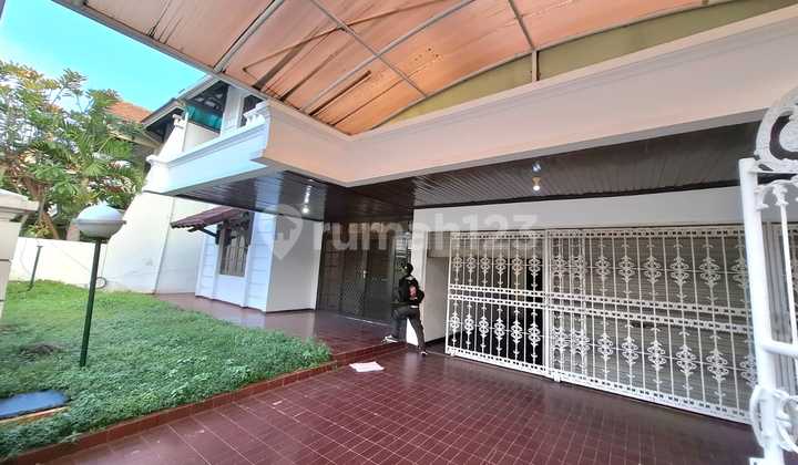 Nice Spacious 2-Story Rental House Pelepah Indah Kelapa Gading Nice Spacious 2-Story Rental House Pelepah Indah Kelapa Gading