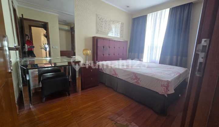 Apartment murah dibawah NJOP paladian park kelapa gading 3 BR Bagus Furnished 2