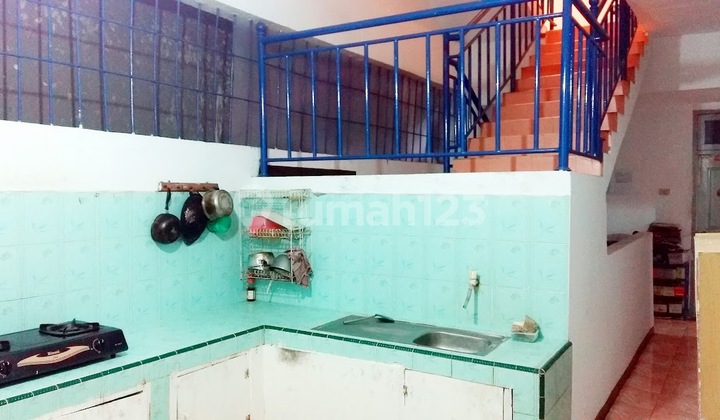 Nice 4-Story Boarding House in Tanjung Duren, West Jakarta 2