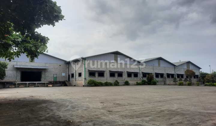4.1 m² Factory in Batang Furnished