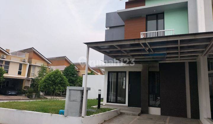 Jual 2M-an! Rumah Hook Cluster Lavesh di Harapan Indah 2 1