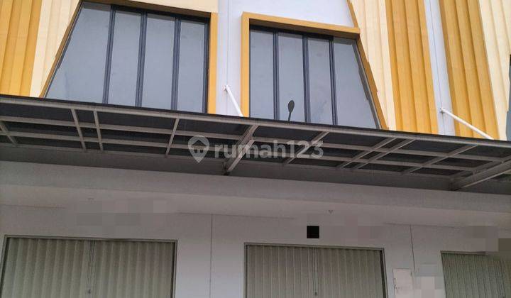 Disewakan Ruko 3 Lantai di Anagata hanya 67jt/tahun– Lokasi Strategis, Cocok untuk Usaha! 1