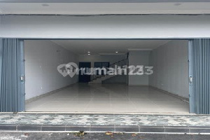 2.5-Story Shop House in Taman Malaka, Pondok Kelapa, East Jakarta 2.5-Story Shop House in Taman Malaka, Pondok Kelapa, East Jakarta