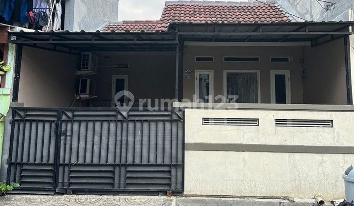 Dijual Rumah Dekat Superindo Taman Harapan Baru Bekasi Utara. Dijual Rumah Dekat Superindo Taman Harapan Baru Bekasi Utara.