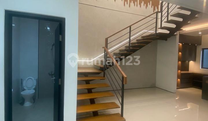 Mekar Wangi Complex House 2