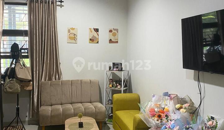 Rumah Full Furnished Siap Huni Dan Nyaman Di Komplek Grand Sharron
