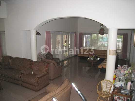 House In Cipaku Permai