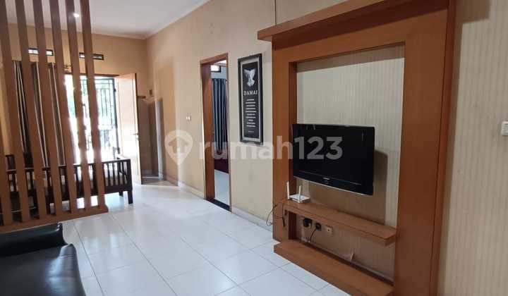 Rumah Di Mekar Wangi