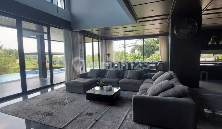 Villa Dengan View Golf Dan Gunung Fasilitas Hotel Bintang 5dago Pakar Golf Villa Dengan View Golf Dan Gunung Fasilitas Hotel Bintang 5dago Pakar Golf