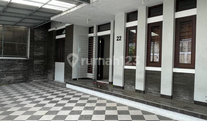 Dijual Rumah Singgasana