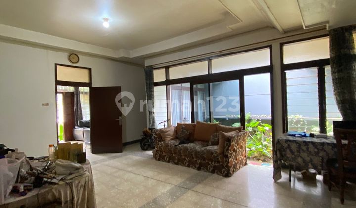 Rumah Hoek Siap Huni Di Turangga Lokasi Nyaman Dan Strategis Cocok Untuk Rumah Tinggal Atau Kantor