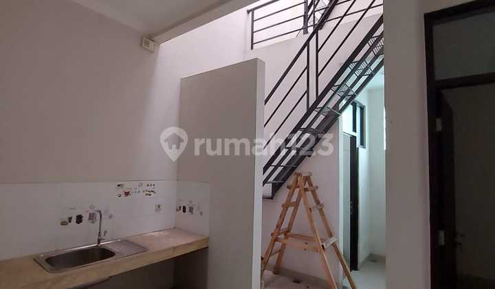 New House in the Twin Area/Moh Toha