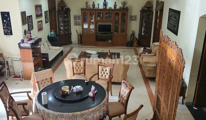 Pasteur Wing House 2