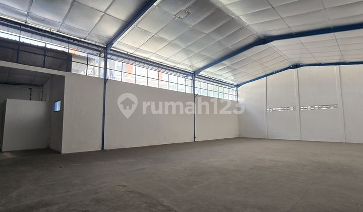 Warehouse/former Leuwigajah Weaving Factory