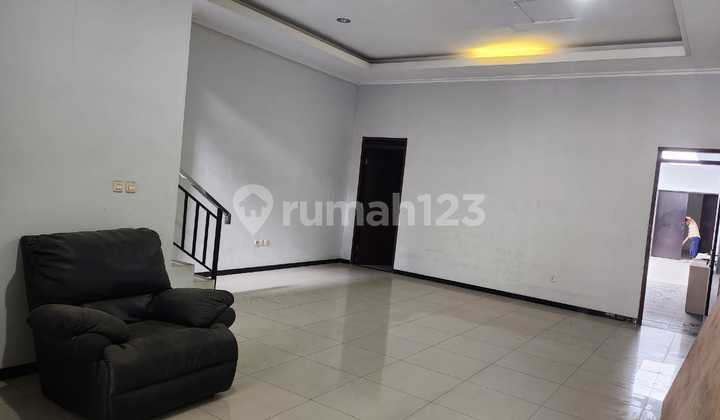 Dijual Rumah Daerah Mekarwangi Dijual Rumah Daerah Mekarwangi