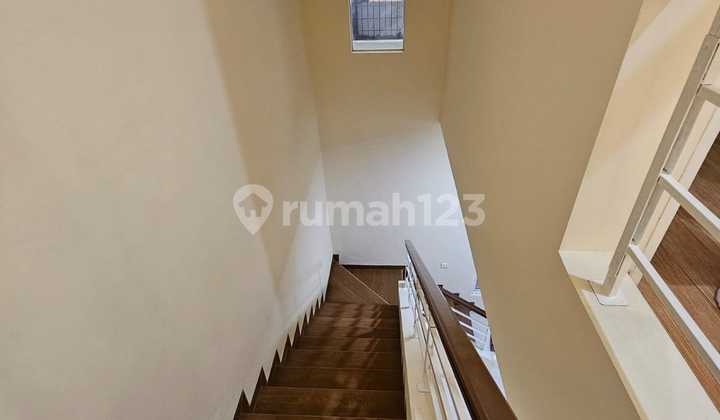 Dijual Cepat Rumah Rapih Siap Huni di Cluster Topaz PHG 2