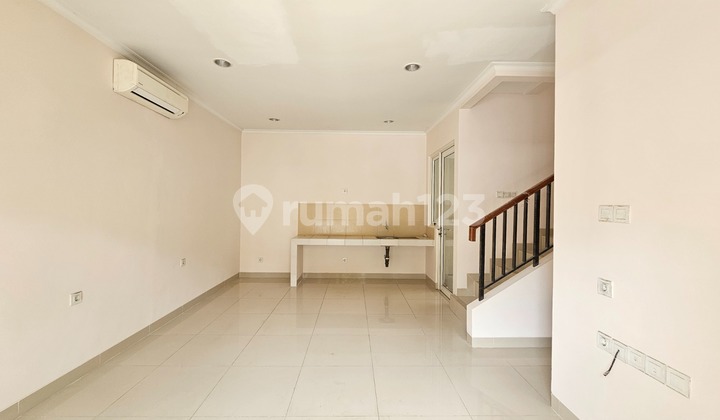 Dijual Murah Rumah di Cluster Thomson Gading Serpong 2