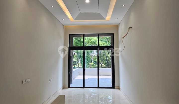 For Sale: Independent Building Hook House at The Eminent BSD 2