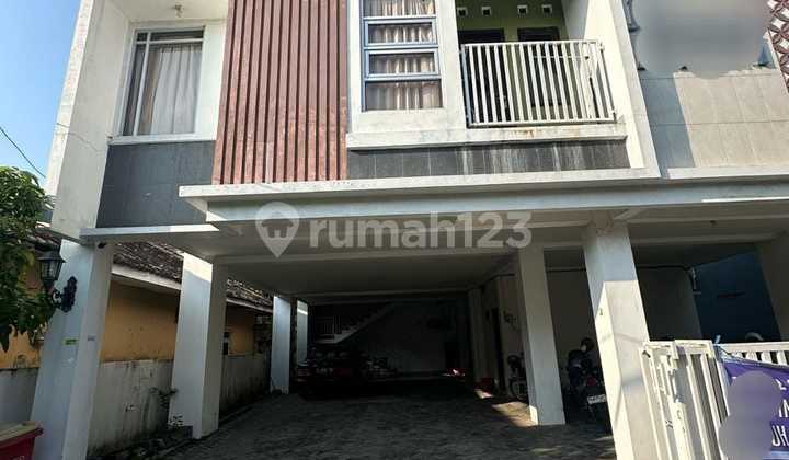 A186 - Kost Eksklusif Full Furnish Dekat Bandara Adisucipto 